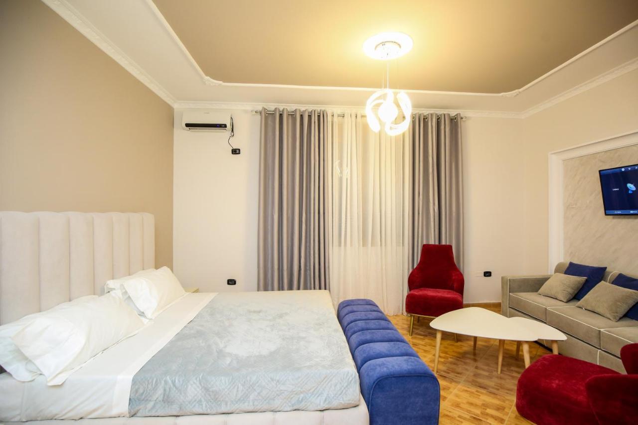 Hotel Vila Stefa Vlorë Buitenkant foto