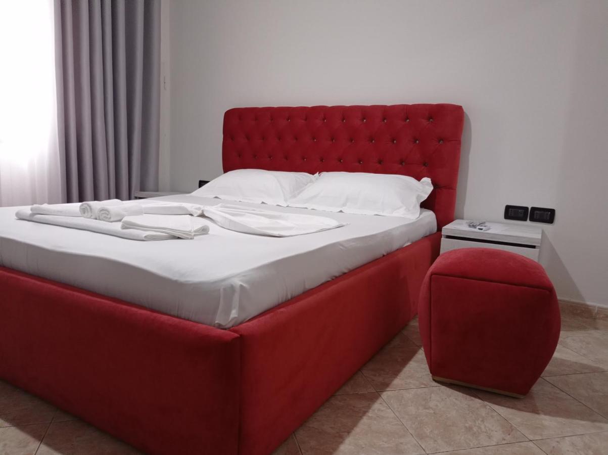 Hotel Vila Stefa Vlorë Buitenkant foto